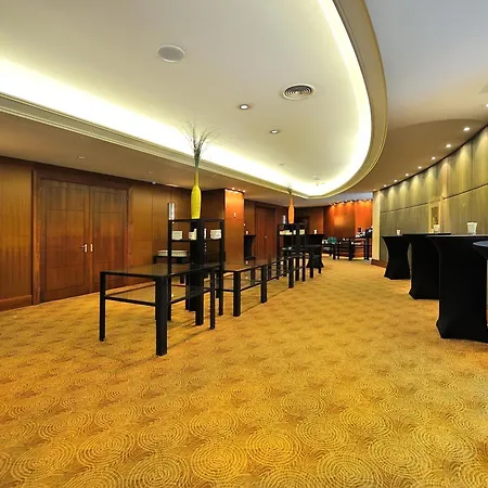 Regent Warsaw Hotel-2